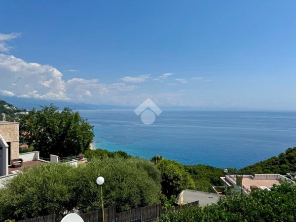 appartamento in vendita a Bergeggi in zona Torre del mare