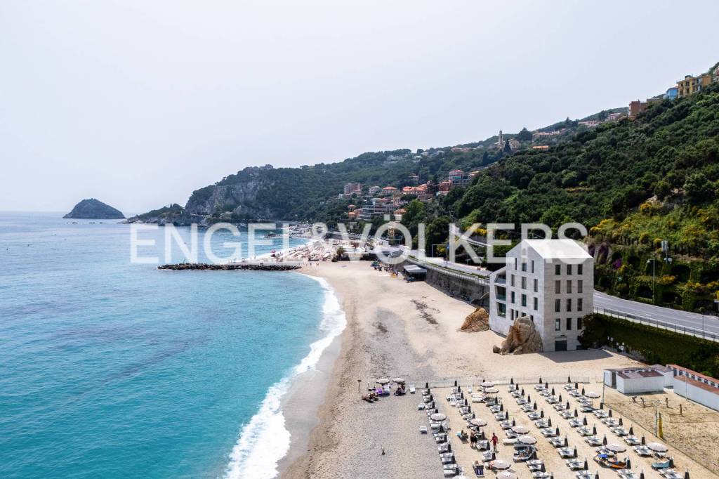 appartamento in vendita a Bergeggi in zona Torre del mare