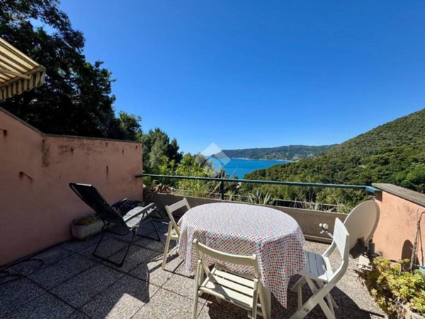 appartamento in vendita a Bergeggi in zona Torre del mare