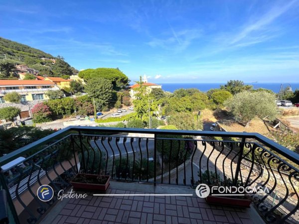 appartamento in vendita a Bergeggi in zona Torre del mare