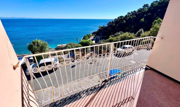appartamento in vendita a Bergeggi in zona Torre del mare