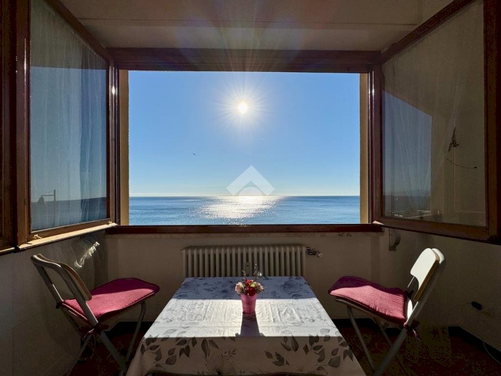 appartamento in vendita a Bergeggi in zona Torre del mare
