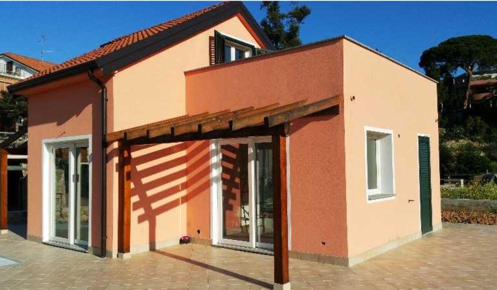 casa indipendente in vendita a Boissano