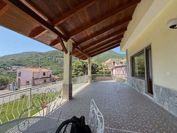 casa indipendente in vendita a Boissano