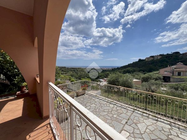 casa indipendente in vendita a Boissano