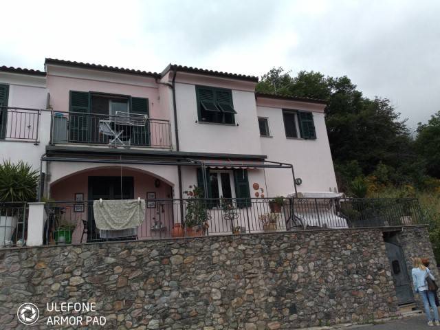 casa indipendente in vendita a Boissano
