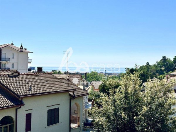 quadrivano in vendita a Boissano