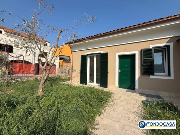 casa indipendente in vendita a Boissano