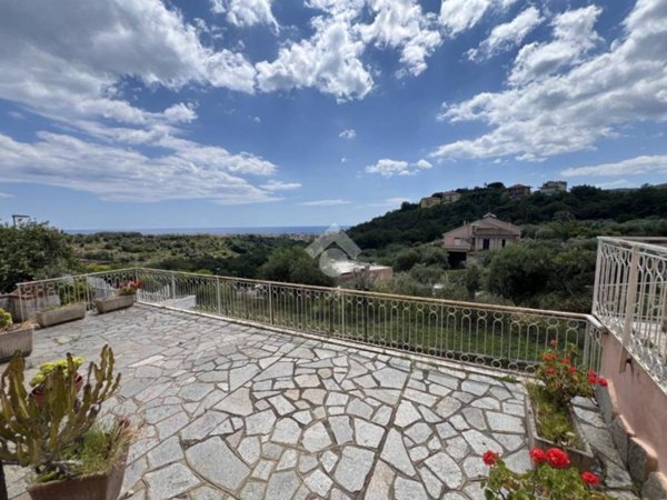 quadrivano in vendita a Boissano