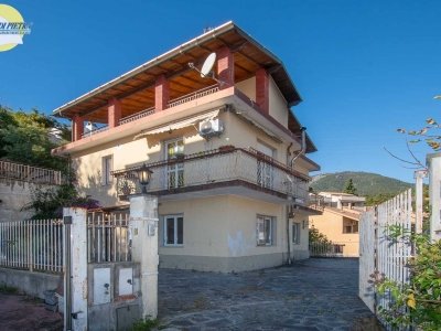 casa indipendente in vendita a Boissano