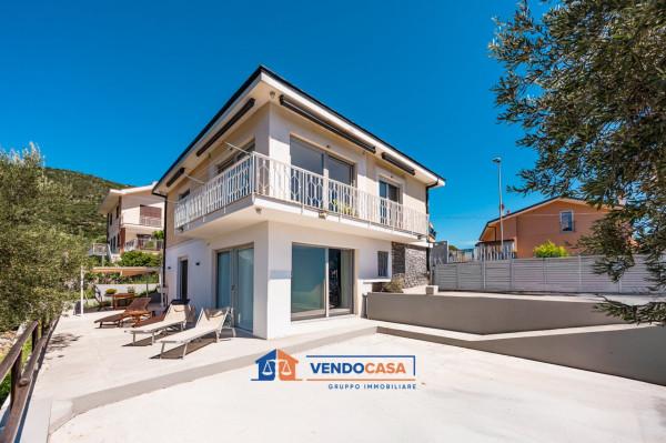 casa indipendente in vendita a Boissano