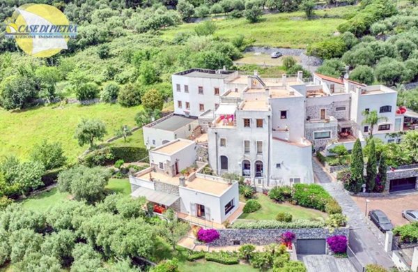 casa indipendente in vendita a Boissano