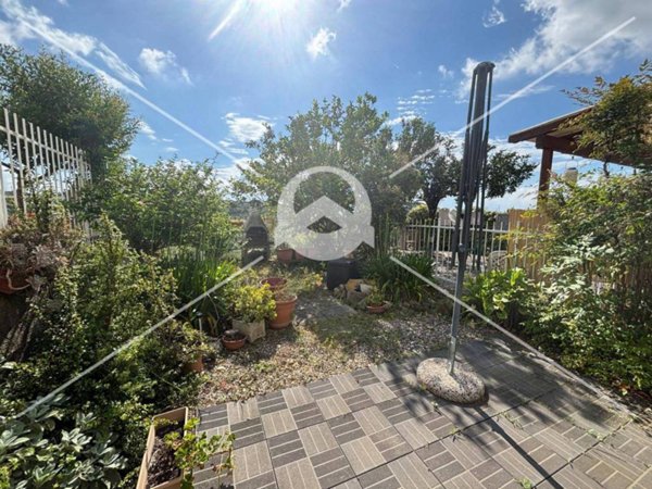 casa indipendente in vendita a Boissano
