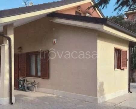 casa indipendente in vendita a Boissano