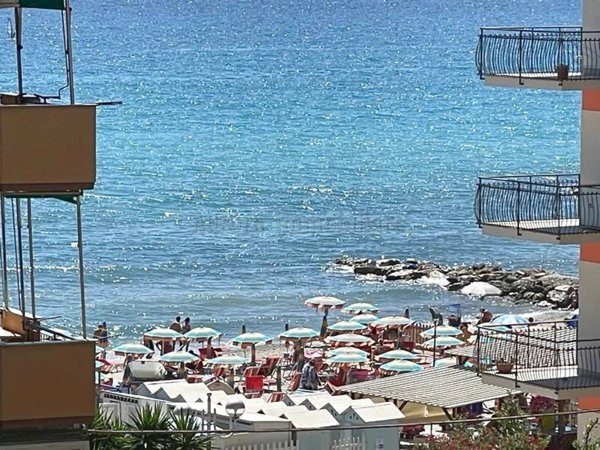 appartamento in vendita a Borghetto Santo Spirito