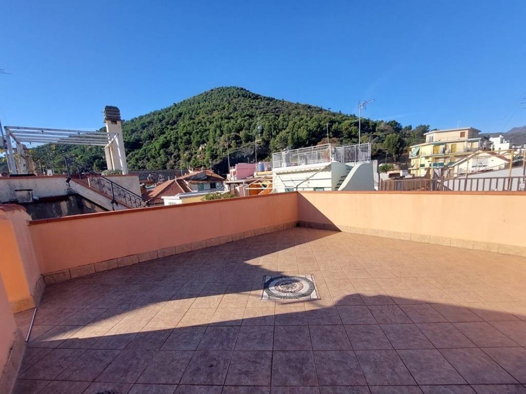 casa indipendente in vendita a Borghetto Santo Spirito