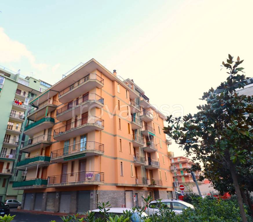 appartamento in vendita a Borghetto Santo Spirito