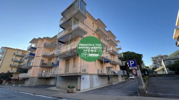 appartamento in vendita a Borghetto Santo Spirito