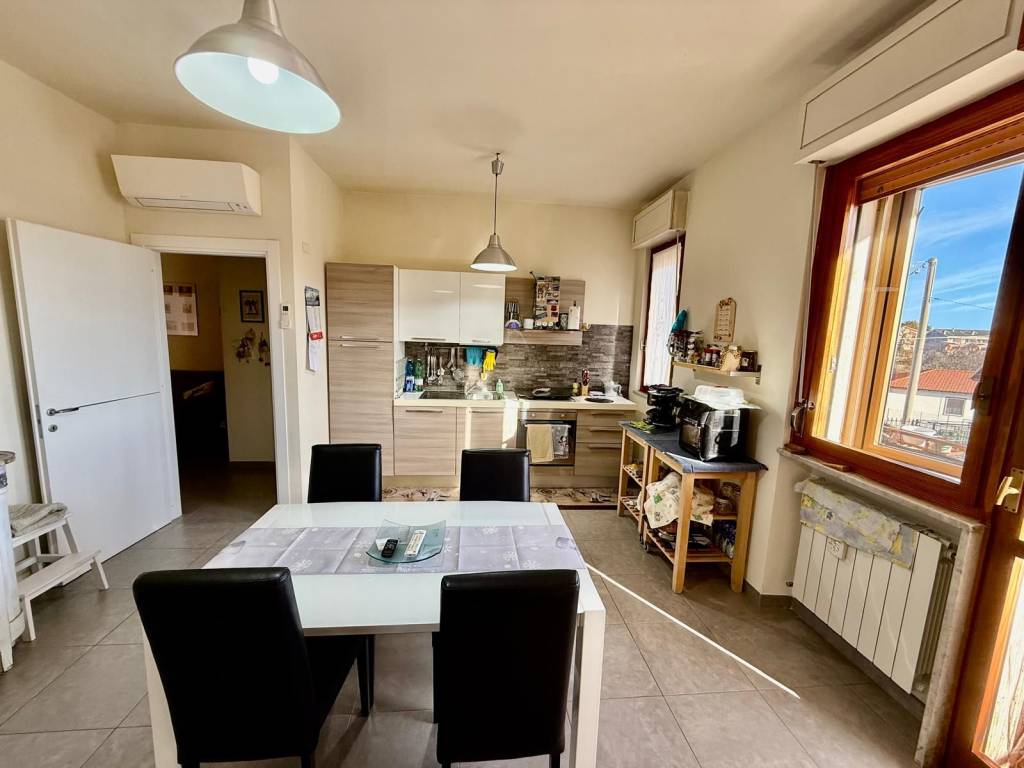 appartamento in vendita a Borghetto Santo Spirito
