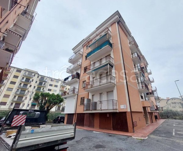 appartamento in vendita a Borghetto Santo Spirito