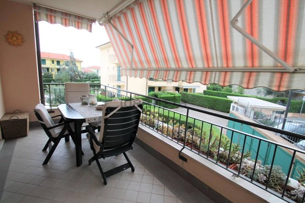 appartamento in vendita a Borghetto Santo Spirito