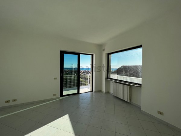 casa indipendente in vendita a Borghetto Santo Spirito