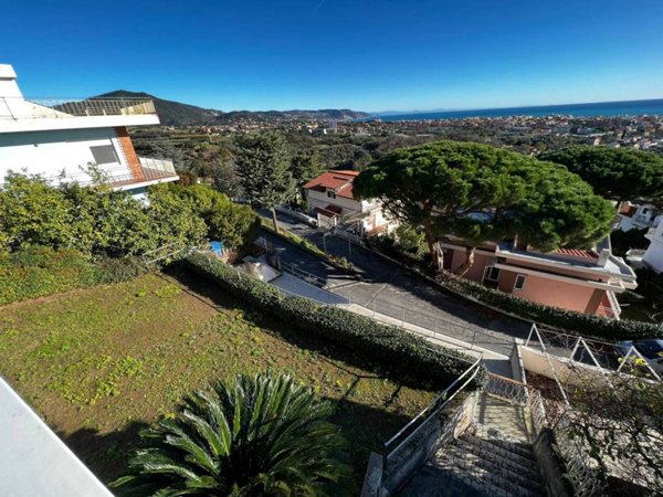 casa indipendente in vendita a Borghetto Santo Spirito