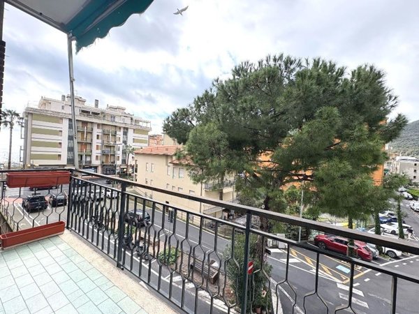 appartamento in vendita a Borghetto Santo Spirito