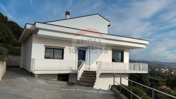 casa indipendente in vendita a Borghetto Santo Spirito