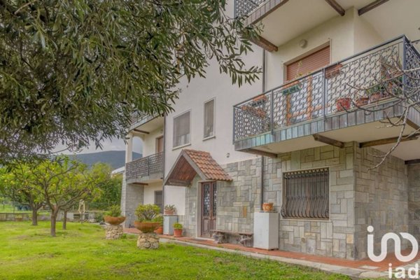 appartamento in vendita a Borghetto Santo Spirito