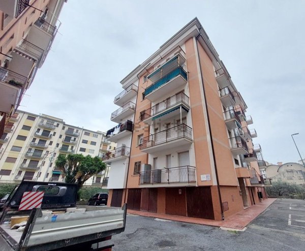 appartamento in vendita a Borghetto Santo Spirito