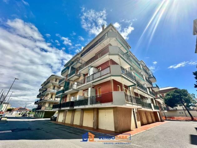 appartamento in vendita a Borghetto Santo Spirito