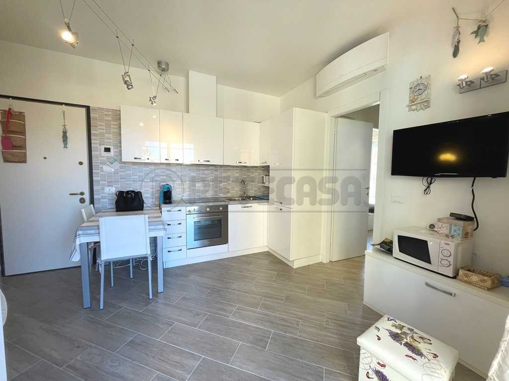 appartamento in vendita a Borghetto Santo Spirito