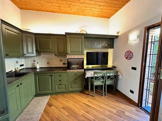 appartamento in vendita a Borghetto Santo Spirito
