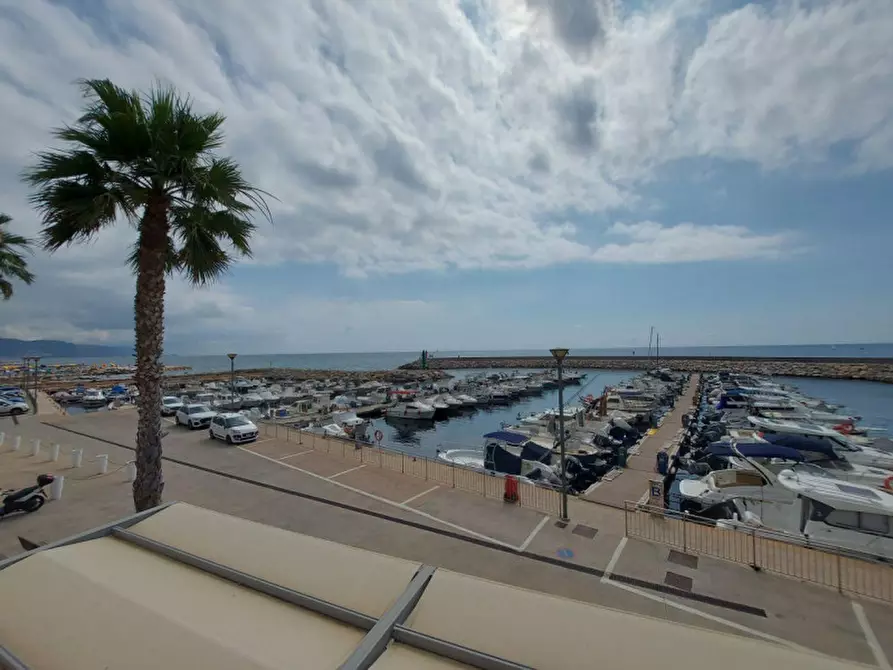 intera palazzina in vendita a Borghetto Santo Spirito