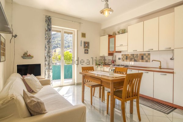 appartamento in vendita a Borghetto Santo Spirito