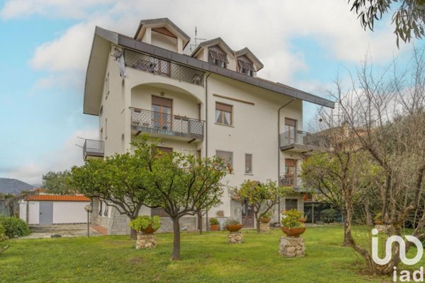 appartamento in vendita a Borghetto Santo Spirito
