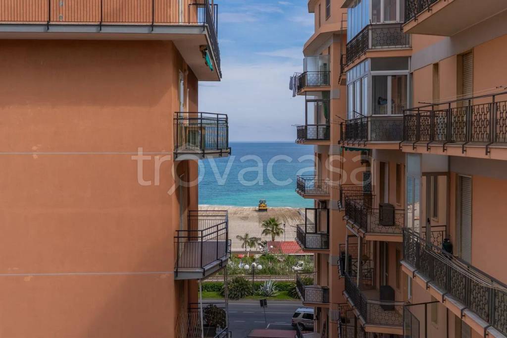 appartamento in vendita a Borghetto Santo Spirito