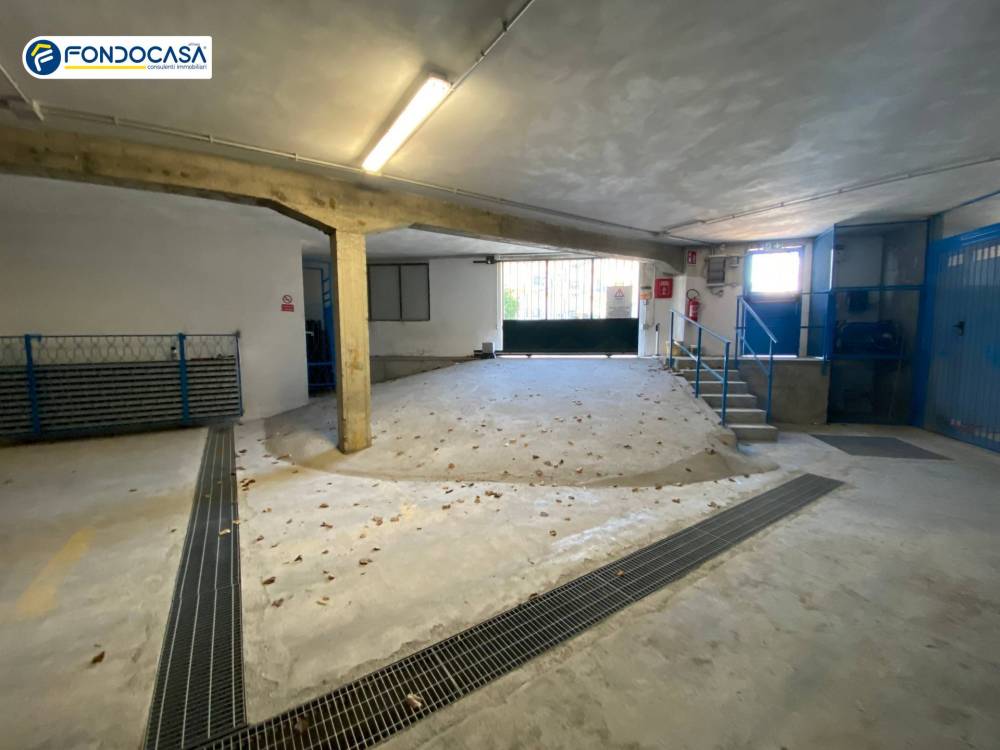 negozio in vendita a Borghetto Santo Spirito