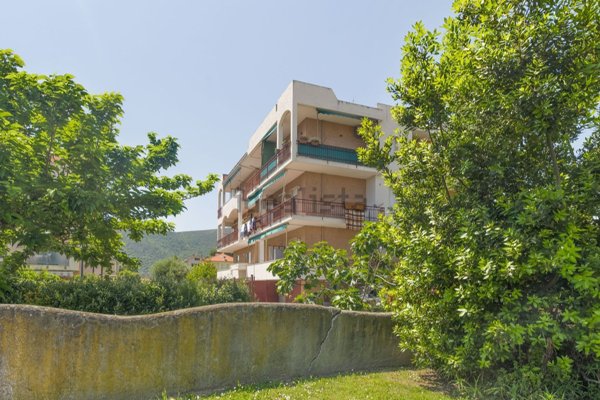 appartamento in vendita a Borghetto Santo Spirito