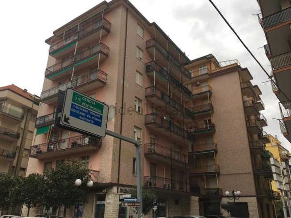 appartamento in vendita a Borghetto Santo Spirito