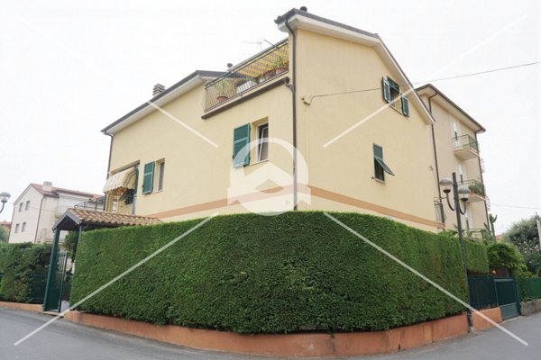 appartamento in vendita a Borghetto Santo Spirito