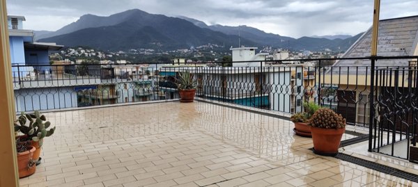 appartamento in vendita a Borghetto Santo Spirito