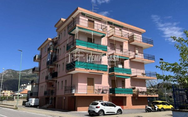 appartamento in vendita a Borghetto Santo Spirito