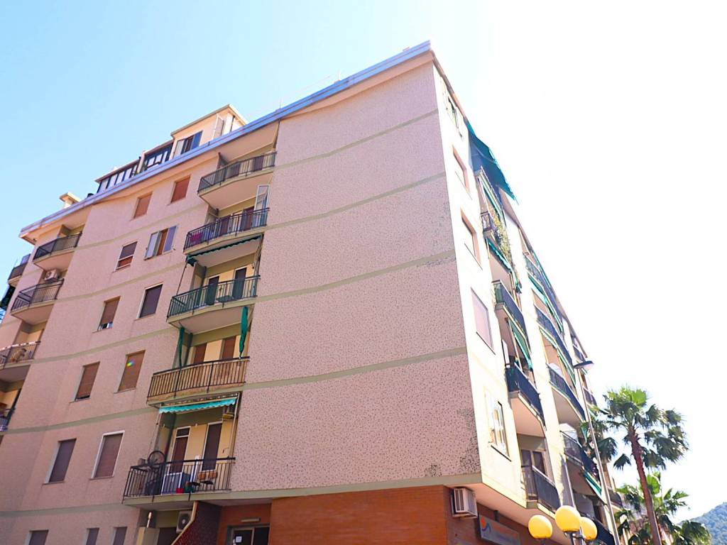 appartamento in vendita a Borghetto Santo Spirito