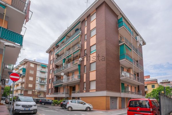 appartamento in vendita a Borghetto Santo Spirito