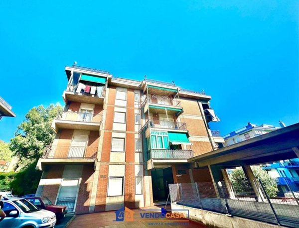 appartamento in vendita a Borghetto Santo Spirito