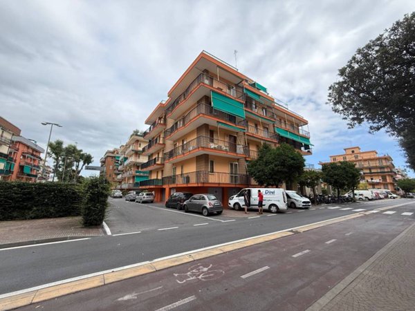 appartamento in vendita a Borghetto Santo Spirito