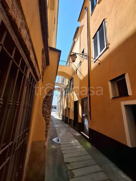 appartamento in vendita a Borghetto Santo Spirito