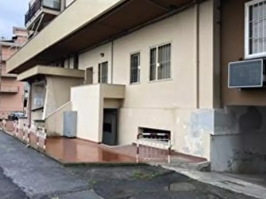 locale di sgombero in vendita a Borghetto Santo Spirito